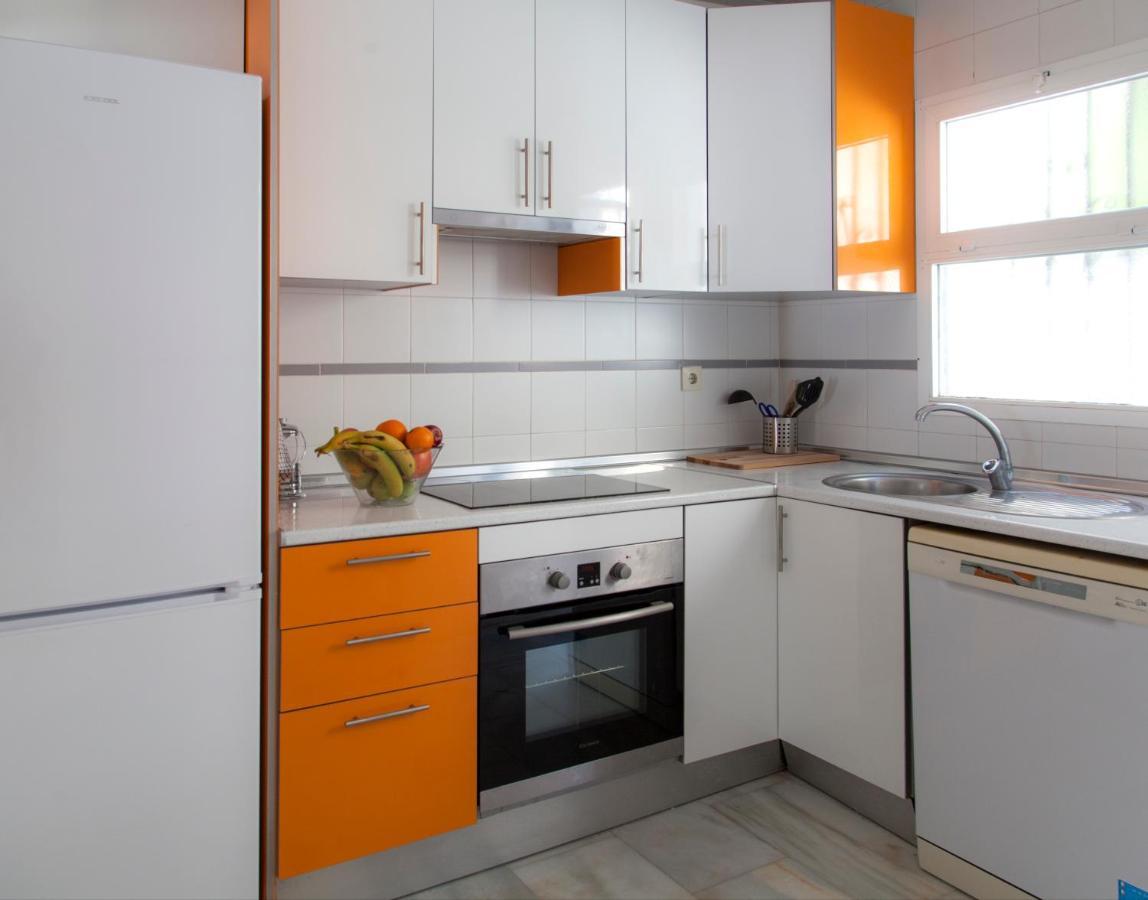 Agradable Adosado Con Piscina La Hidalga Villa Benalmádena Exteriör bild