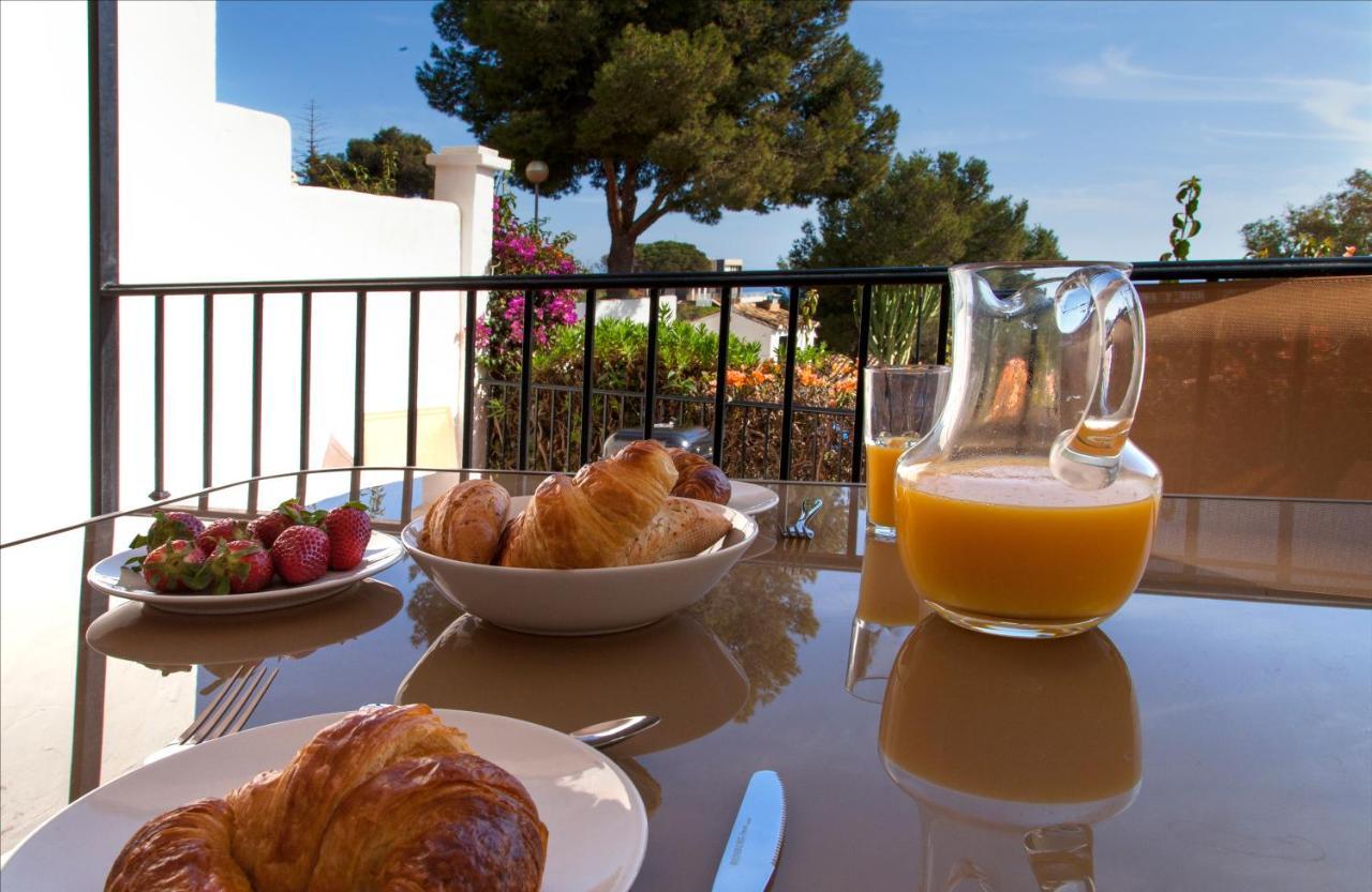 Agradable Adosado Con Piscina La Hidalga Villa Benalmádena Exteriör bild