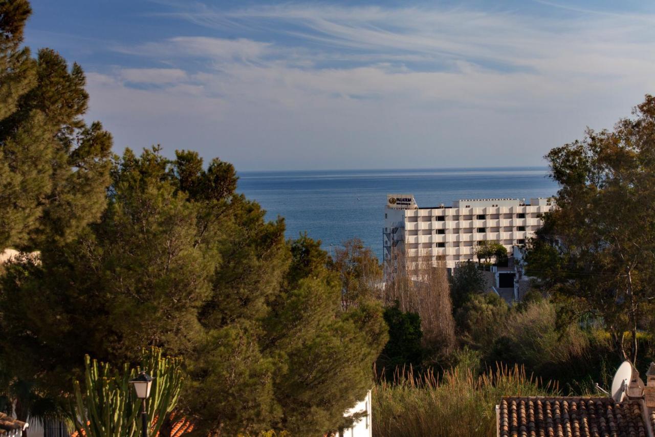 Agradable Adosado Con Piscina La Hidalga Villa Benalmádena Exteriör bild